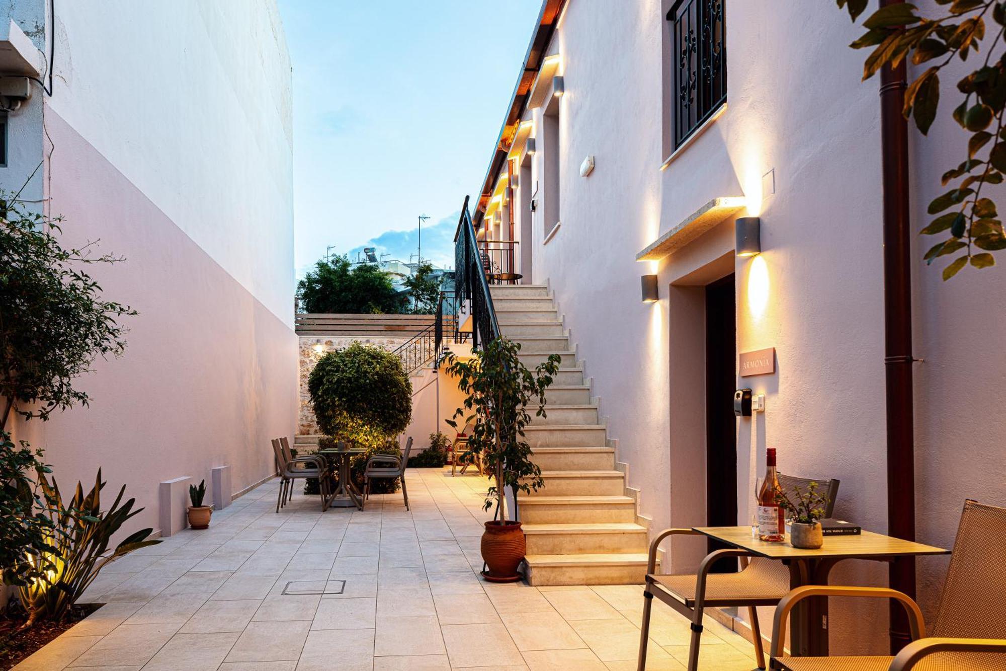Philikon Luxury Suites Rethymno  Exterior photo
