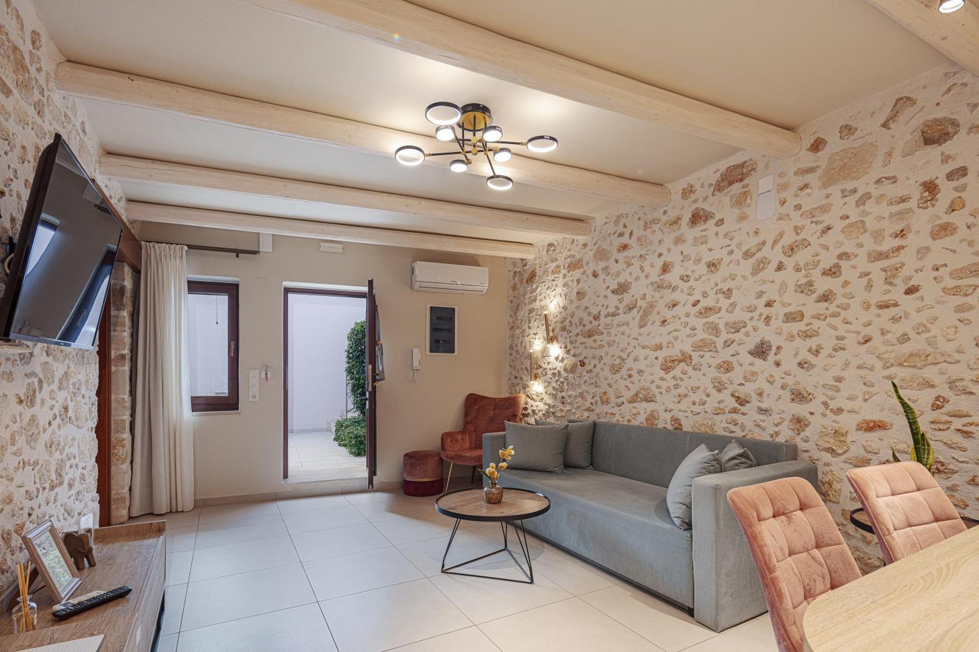 Philikon Luxury Suites Rethymno  Exterior photo